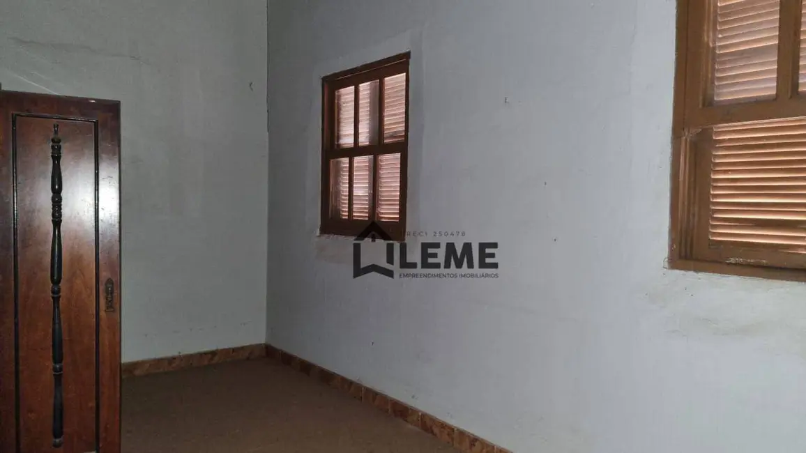 Foto 4 de Casa com 2 quartos à venda, 300m2 em Centro, Mococa - SP