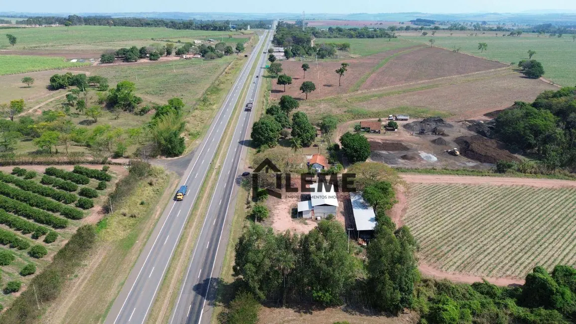 Foto 2 de Armazém / Galpão à venda e para alugar, 3000m2 em Vila Lambari, Mococa - SP