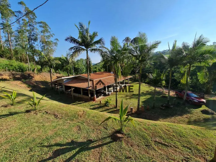 Foto 1 de Sítio / Rancho com 2 quartos à venda, 72600m2 em Juruaia - MG
