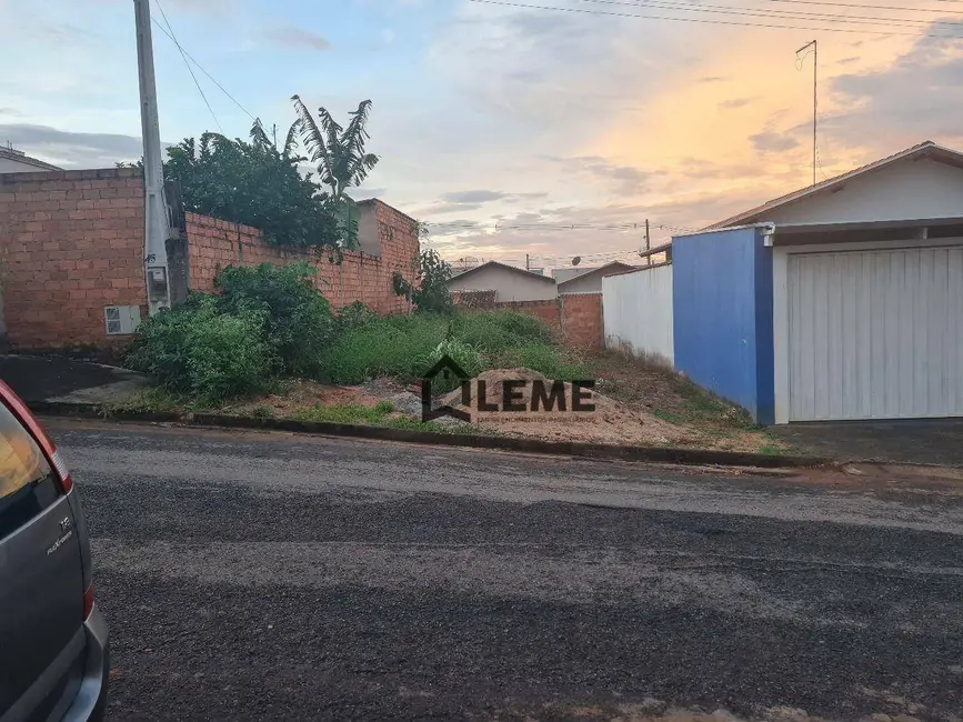 Foto 1 de Terreno / Lote à venda, 176m2 em Jardim Alcebiades Quilice, Mococa - SP