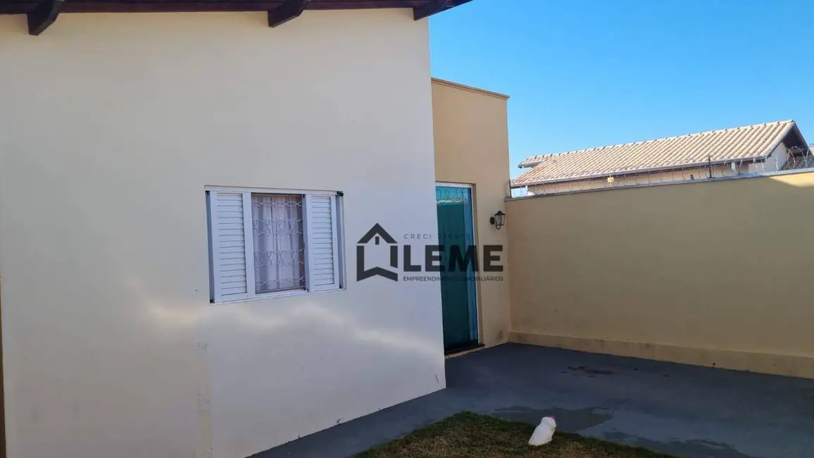 Foto 3 de Casa com 2 quartos à venda, 180m2 em Jardim Botânico, Mococa - SP