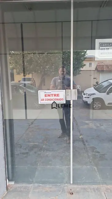 Armazém / Galpão à venda e para alugar, 300m2 em Jardim São Domingos, Mococa - SP - imagem 6 Foto 6 de Armazém / Galpão à venda e para alugar, 300m2 em Jardim São Domingos, Mococa - SP