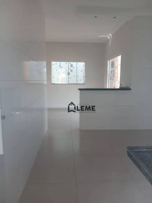 Foto 2 de Casa com 2 quartos à venda, 250m2 em Mococa - SP