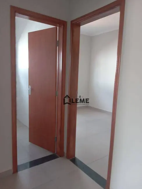 Foto 4 de Casa com 2 quartos à venda, 250m2 em Mococa - SP