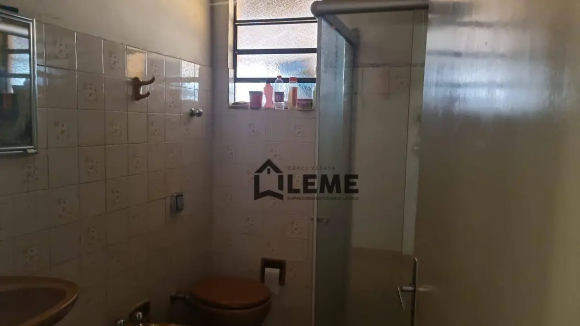 Casa com 5 quartos à venda, 240m2 em Vila Santa Cruz, Mococa - SP - imagem 7 Foto 7 de Casa com 5 quartos à venda, 240m2 em Vila Santa Cruz, Mococa - SP