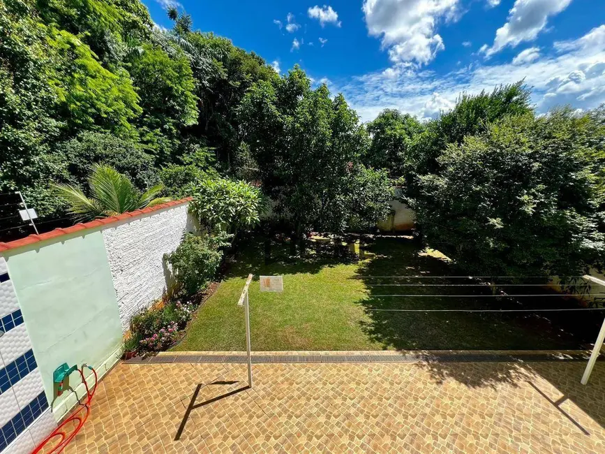 Foto 8 de Casa com 3 quartos à venda, 432m2 em Jardim Chico Piscina, Mococa - SP