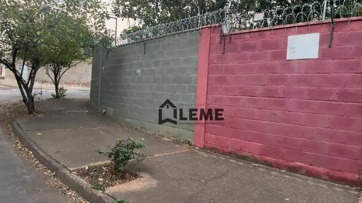 Foto 3 de Terreno / Lote à venda, 300m2 em Jardim Santa Maria, Mococa - SP