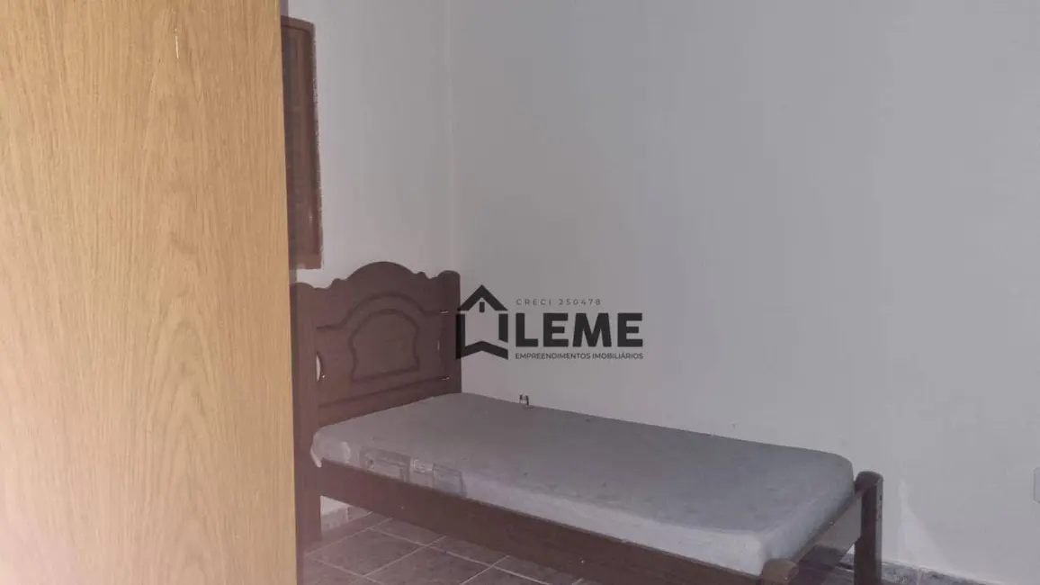 Casa com 3 quartos à venda em Parque das Canoas, Mococa - SP - imagem 3 Foto 3 de Casa com 3 quartos à venda em Parque das Canoas, Mococa - SP