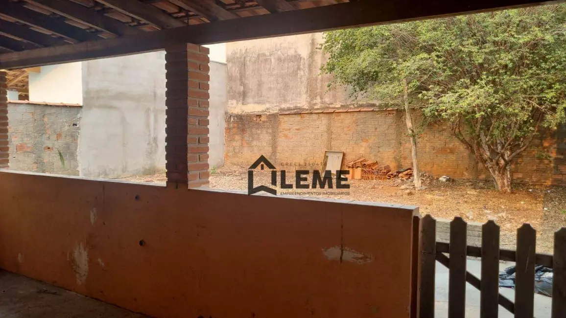 Casa com 3 quartos à venda em Parque das Canoas, Mococa - SP - imagem 9 Foto 9 de Casa com 3 quartos à venda em Parque das Canoas, Mococa - SP