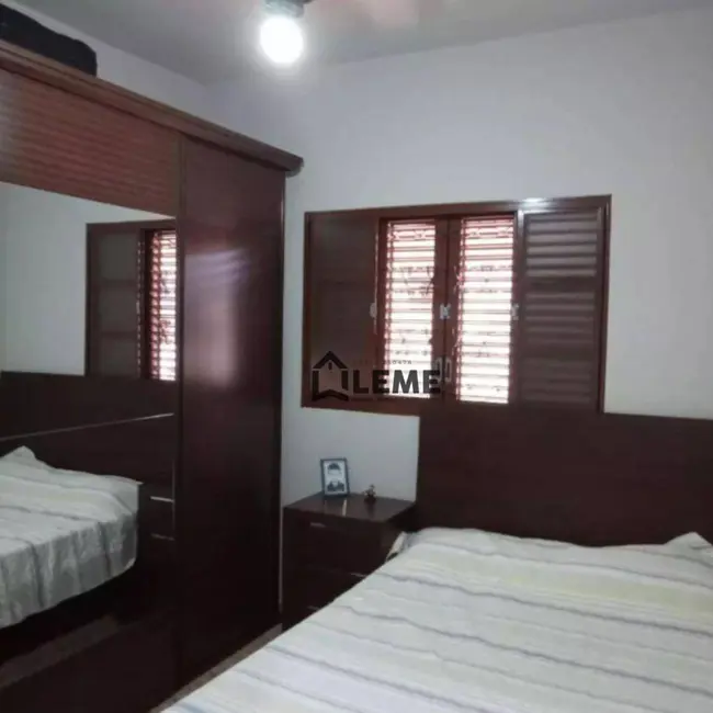 Foto 9 de Casa com 2 quartos à venda, 200m2 em Conjunto Habitacional Luiz Fernandes Dias, Mococa - SP