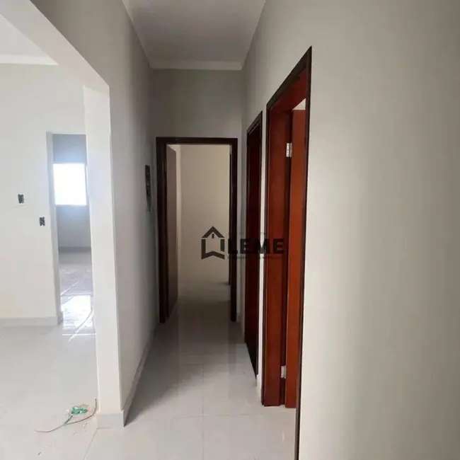 Casa com 3 quartos à venda, 250m2 em Mococa - SP - imagem 7 Foto 7 de Casa com 3 quartos à venda, 250m2 em Mococa - SP