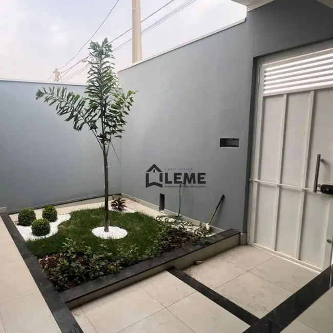 Foto 1 de Casa com 3 quartos à venda, 250m2 em Mococa - SP