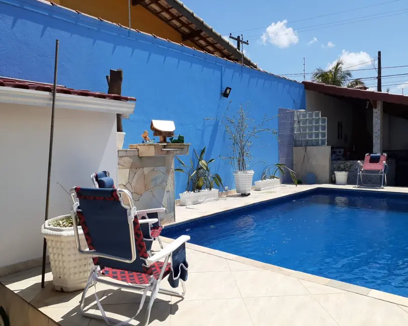 Casa de Condomínio com 3 quartos à venda, 220m2 em Itanhaem - SP - imagem 5 Foto 5 de Casa de Condomínio com 3 quartos à venda, 220m2 em Itanhaem - SP