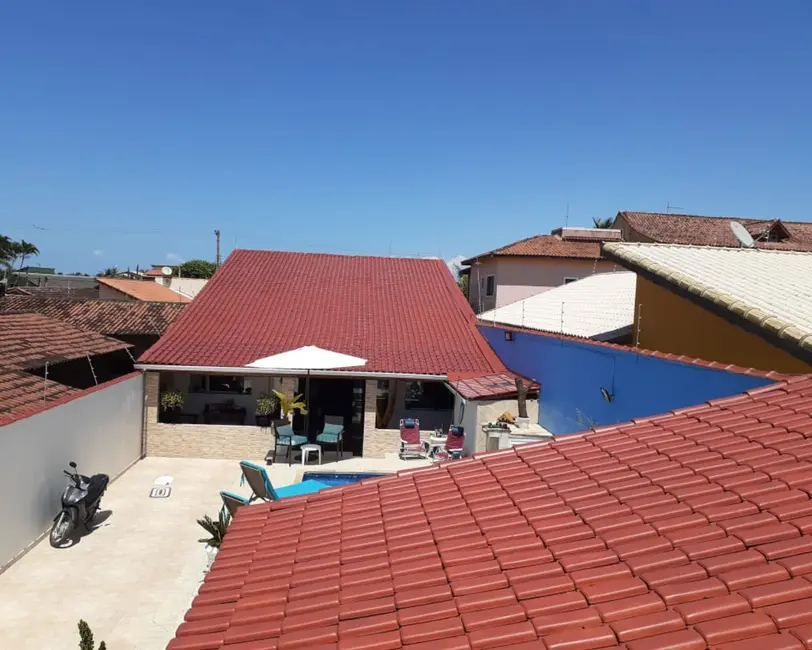 Foto 2 de Casa de Condomínio com 3 quartos à venda, 220m2 em Itanhaem - SP
