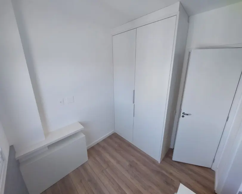 Foto 9 de Apartamento com 3 quartos para alugar, 84m2 em Centro Comercial Jubran, Barueri - SP