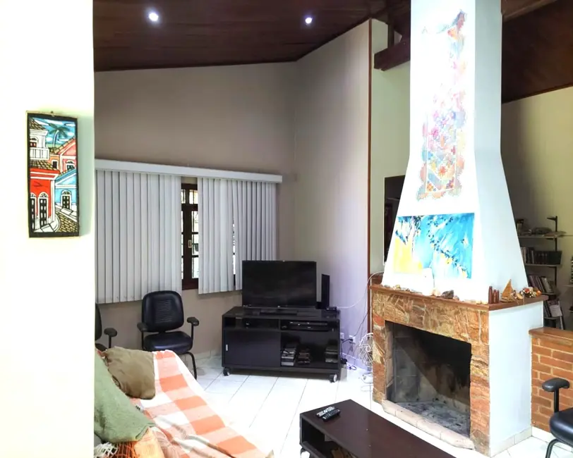 Foto 3 de Casa com 3 quartos à venda, 280m2 em Jardim Santa Paula, Cotia - SP