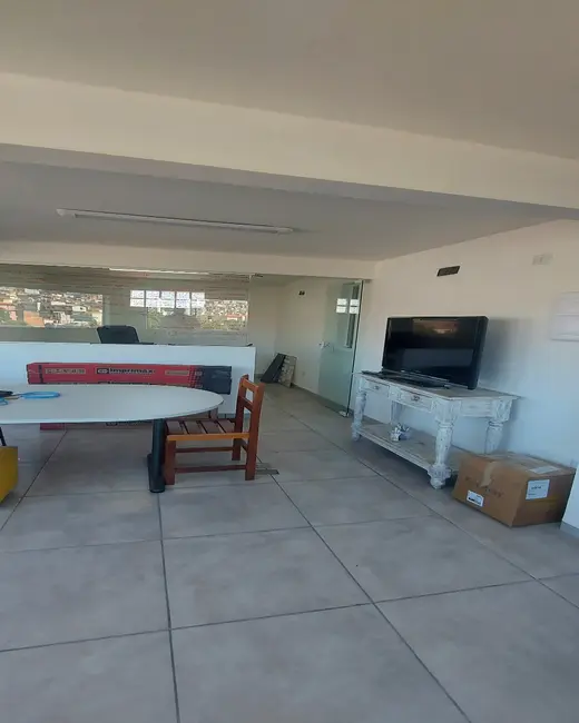 Armazém / Galpão à venda, 434m2 em Padroeira, Osasco - SP - imagem 6 Foto 6 de Armazém / Galpão à venda, 434m2 em Padroeira, Osasco - SP