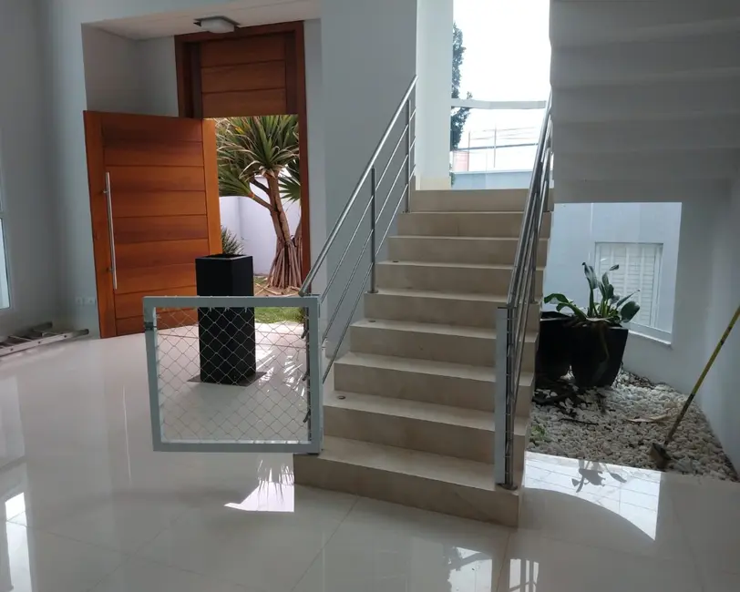 Casa com 4 quartos à venda, 600m2 em City Bussocaba, Osasco - SP - imagem 9 Foto 9 de Casa com 4 quartos à venda, 600m2 em City Bussocaba, Osasco - SP