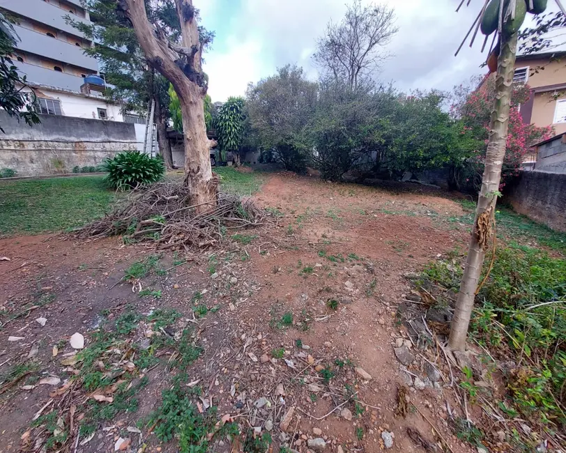 Casa com 3 quartos à venda, 539m2 em Jardim Rosa Emília, Jandira - SP - imagem 7 Foto 7 de Casa com 3 quartos à venda, 539m2 em Jardim Rosa Emília, Jandira - SP