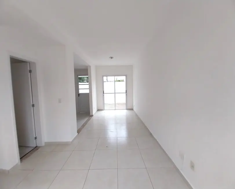 Foto 4 de Casa de Condomínio com 3 quartos à venda, 82m2 em Jardim São Vicente, Cotia - SP