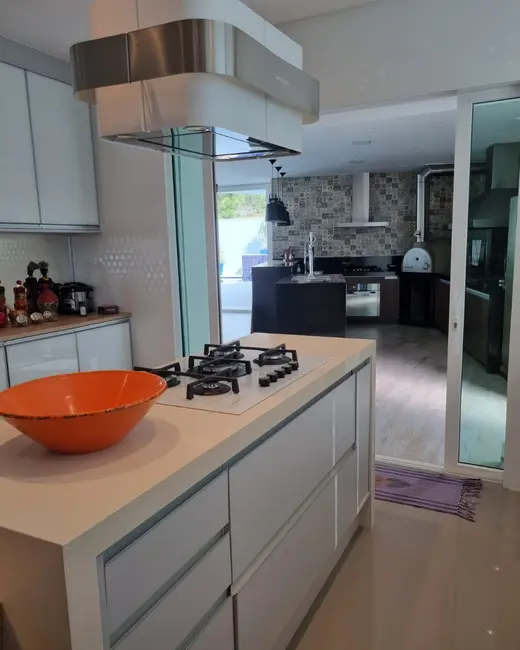 Foto 8 de Casa de Condomínio com 3 quartos à venda, 530m2 em Jardim do Golf I, Jandira - SP
