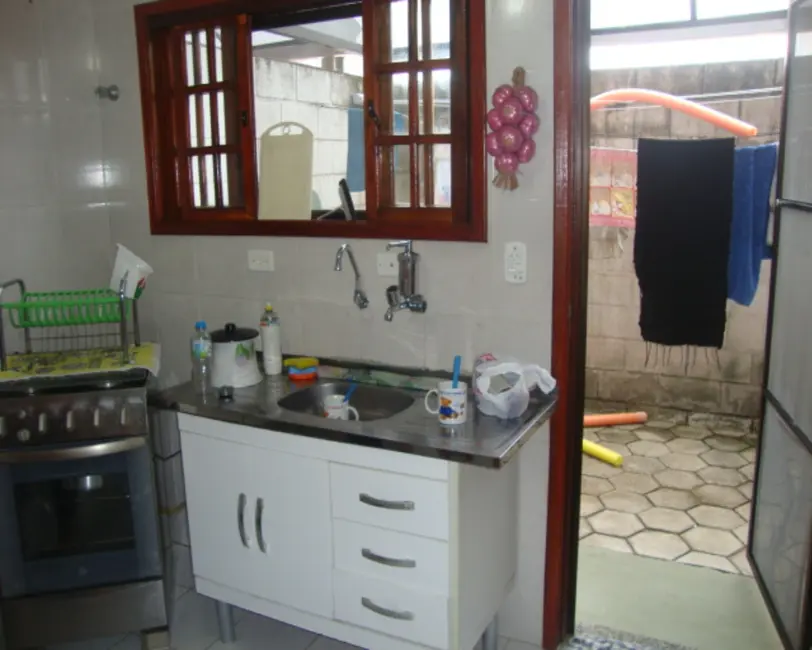 Foto 5 de Casa de Condomínio com 2 quartos à venda, 75m2 em Itanhaem - SP