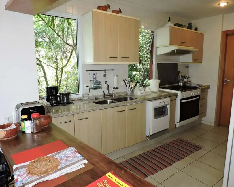 Foto 7 de Casa de Condomínio com 3 quartos à venda, 275m2 em Palos Verdes, Cotia - SP