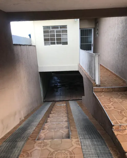 Casa com 6 quartos à venda, 300m2 em Santo Antônio, Osasco - SP - imagem 9 Foto 9 de Casa com 6 quartos à venda, 300m2 em Santo Antônio, Osasco - SP