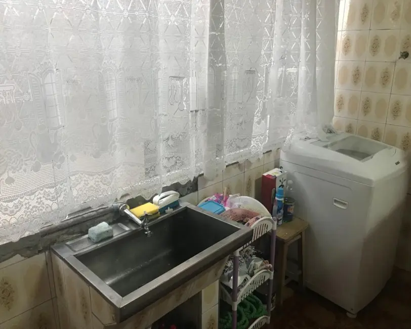 Casa com 6 quartos à venda, 300m2 em Santo Antônio, Osasco - SP - imagem 3 Foto 3 de Casa com 6 quartos à venda, 300m2 em Santo Antônio, Osasco - SP