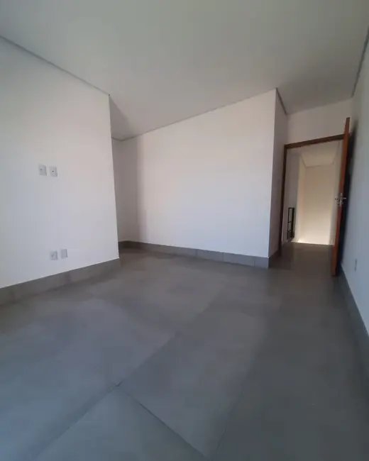 Casa de Condomínio com 3 quartos à venda, 89m2 em Santana De Parnaiba - SP - imagem 4 Foto 4 de Casa de Condomínio com 3 quartos à venda, 89m2 em Santana De Parnaiba - SP