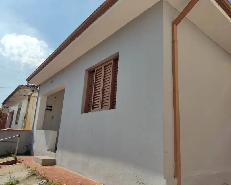 Casa com 2 quartos à venda, 178m2 em Ayrosa, Osasco - SP - imagem 1 Foto 1 de Casa com 2 quartos à venda, 178m2 em Ayrosa, Osasco - SP