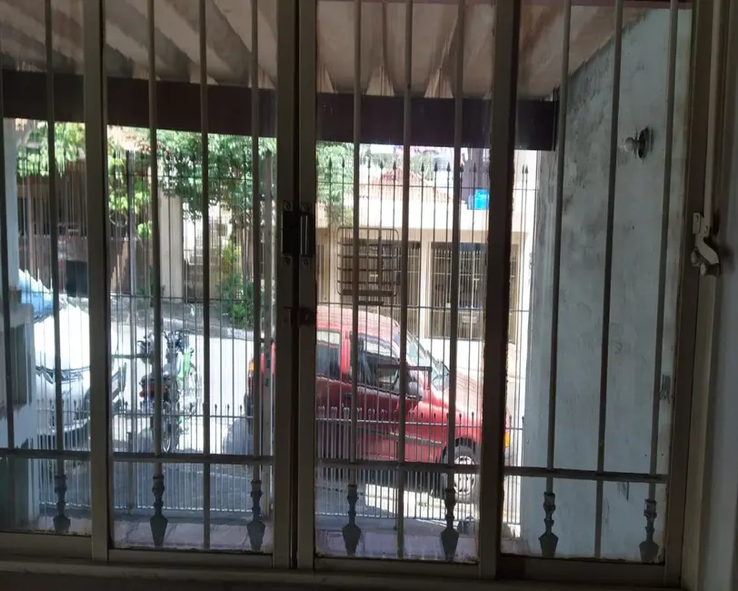 Foto 3 de Casa com 1 quarto à venda, 250m2 em Cipava, Osasco - SP