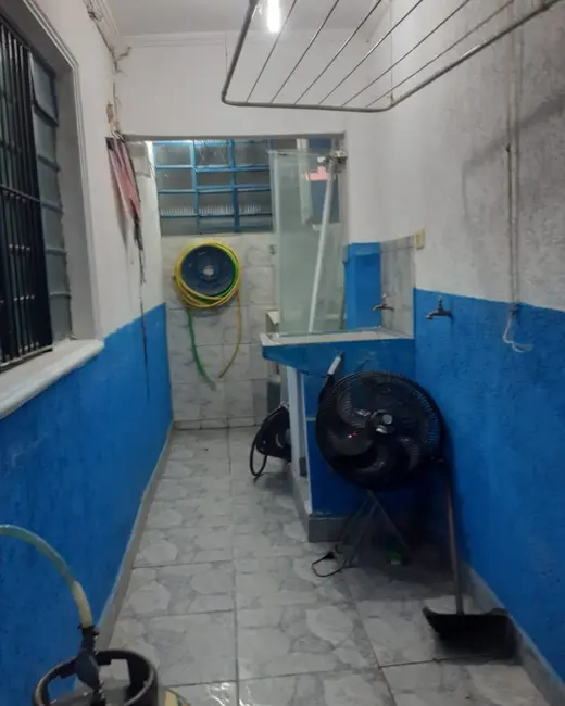 Casa com 3 quartos à venda, 125m2 em Jardim Silveira, Barueri - SP - imagem 5 Foto 5 de Casa com 3 quartos à venda, 125m2 em Jardim Silveira, Barueri - SP