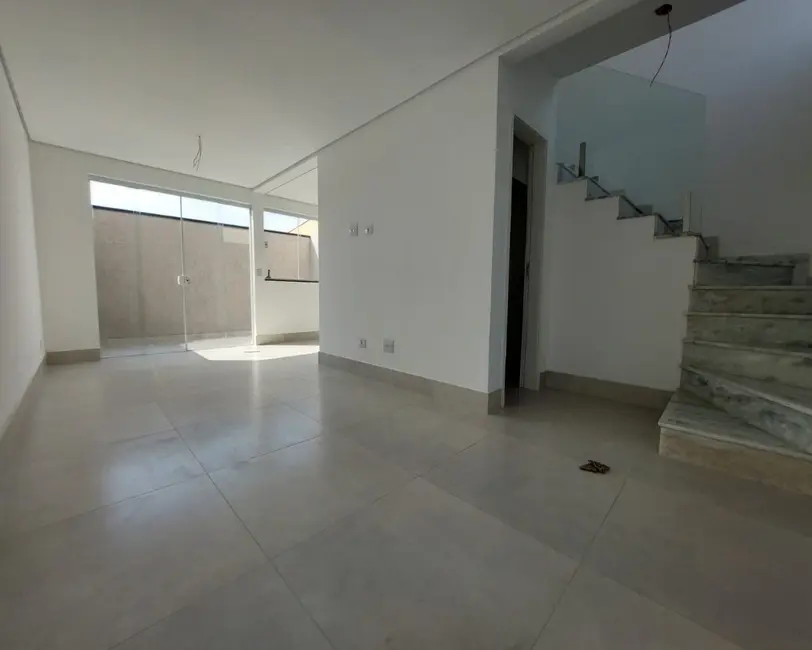 Foto 2 de Casa de Condomínio com 2 quartos à venda, 70m2 em Jardim das Flores, Osasco - SP