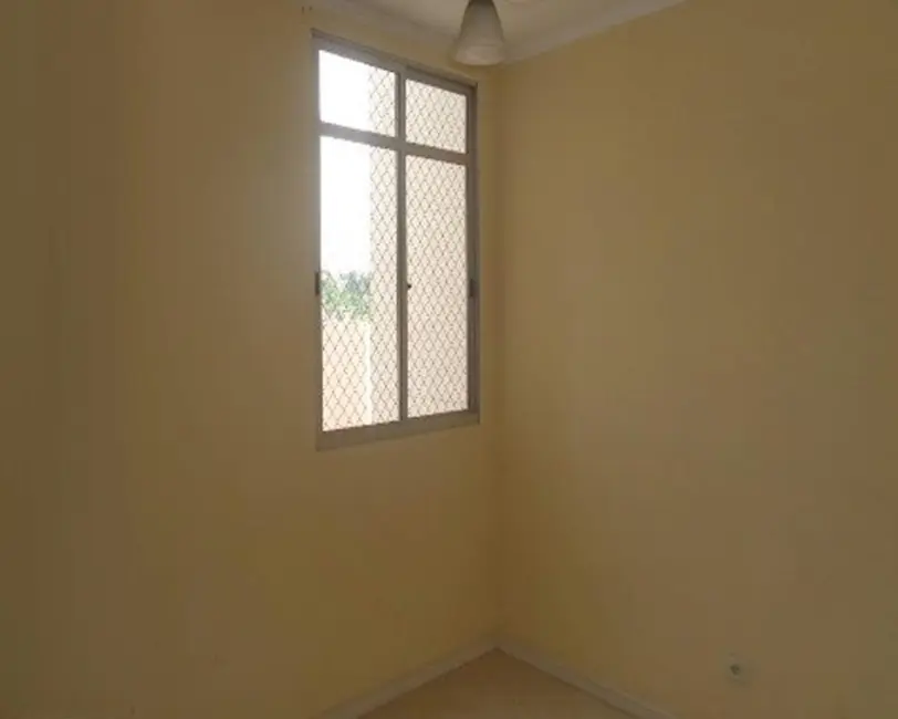 Apartamento com 2 quartos à venda, 52m2 em Jardim Roberto, Osasco - SP - imagem 4 Foto 4 de Apartamento com 2 quartos à venda, 52m2 em Jardim Roberto, Osasco - SP