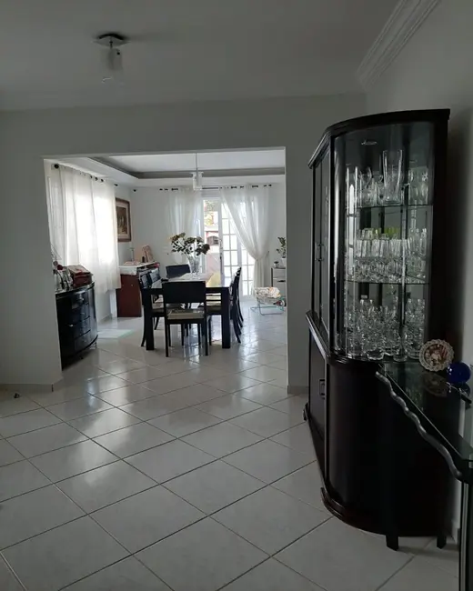 Foto 4 de Casa de Condomínio com 4 quartos à venda, 265m2 em Parque Nova Jandira, Jandira - SP