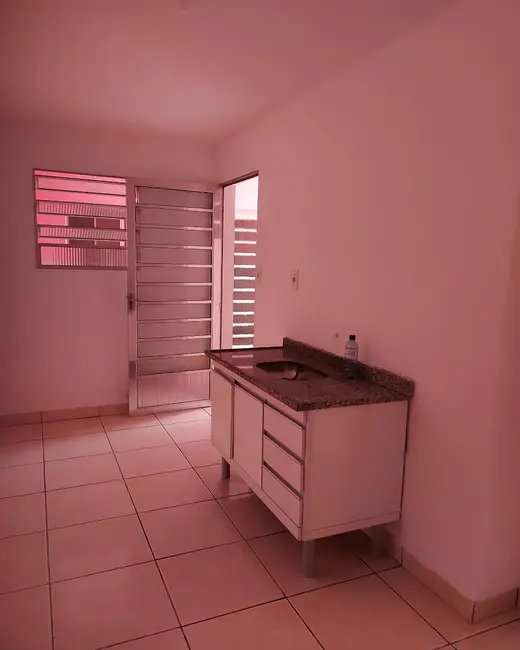 Casa com 2 quartos à venda, 138m2 em Metalúrgicos, Osasco - SP - imagem 8 Foto 8 de Casa com 2 quartos à venda, 138m2 em Metalúrgicos, Osasco - SP