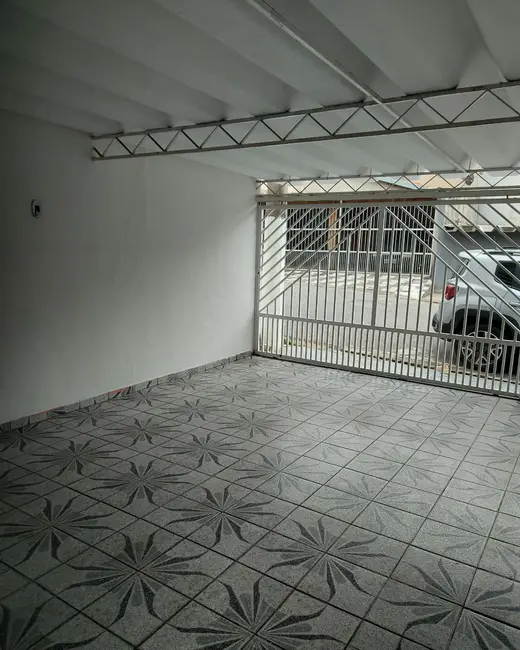 Casa com 2 quartos à venda, 138m2 em Metalúrgicos, Osasco - SP - imagem 4 Foto 4 de Casa com 2 quartos à venda, 138m2 em Metalúrgicos, Osasco - SP