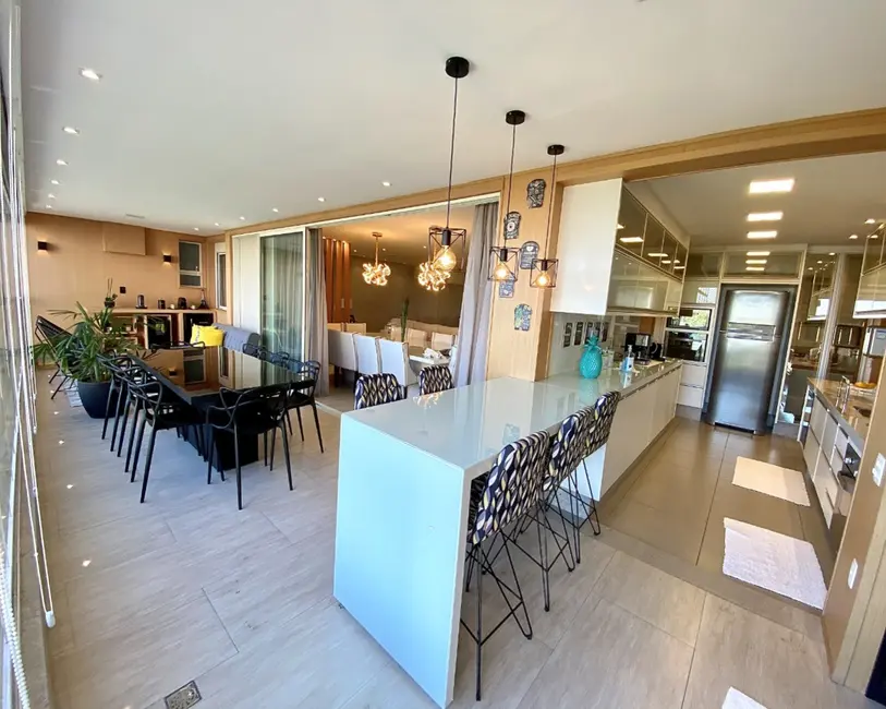 Apartamento com 3 quartos à venda, 228m2 em Tamboré, Santana De Parnaiba - SP - imagem 3 Foto 3 de Apartamento com 3 quartos à venda, 228m2 em Tamboré, Santana De Parnaiba - SP