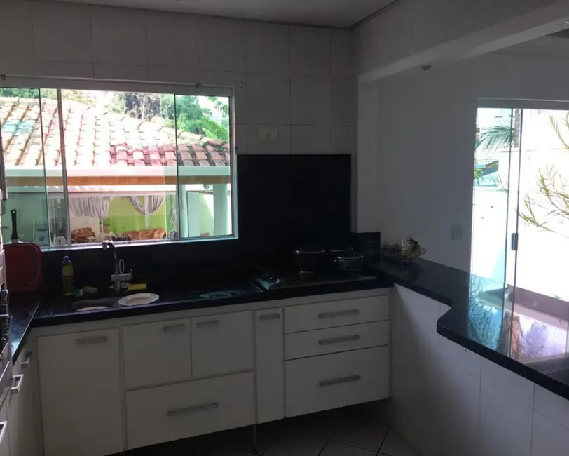 Casa de Condomínio com 3 quartos à venda, 220m2 em Parque Nova Jandira, Jandira - SP - imagem 6 Foto 6 de Casa de Condomínio com 3 quartos à venda, 220m2 em Parque Nova Jandira, Jandira - SP