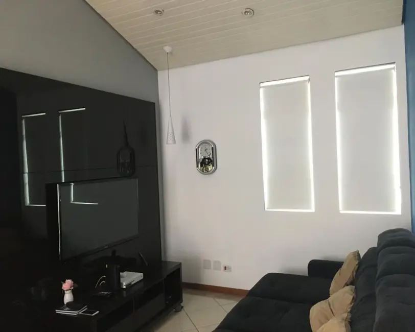 Casa de Condomínio com 3 quartos à venda, 220m2 em Parque Nova Jandira, Jandira - SP - imagem 4 Foto 4 de Casa de Condomínio com 3 quartos à venda, 220m2 em Parque Nova Jandira, Jandira - SP