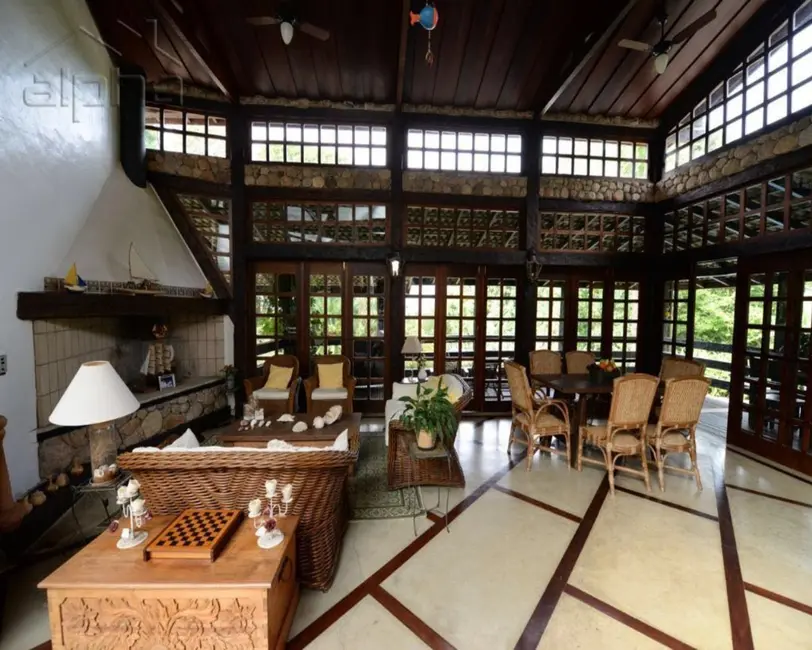 Foto 9 de Casa com 4 quartos à venda, 480m2 em Sao Sebastiao - SP