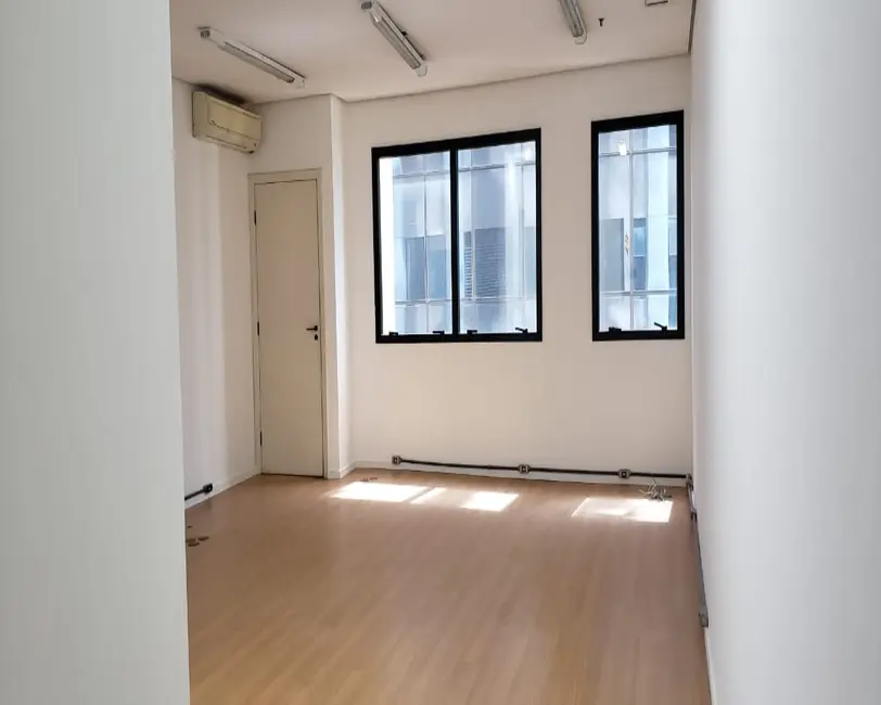 Sala Comercial para alugar, 37m2 em Vila Olímpia, São Paulo - SP - imagem 2 Foto 2 de Sala Comercial para alugar, 37m2 em Vila Olímpia, São Paulo - SP