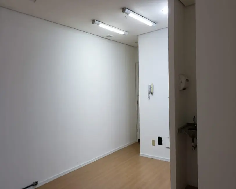 Sala Comercial para alugar, 37m2 em Vila Olímpia, São Paulo - SP - imagem 5 Foto 5 de Sala Comercial para alugar, 37m2 em Vila Olímpia, São Paulo - SP