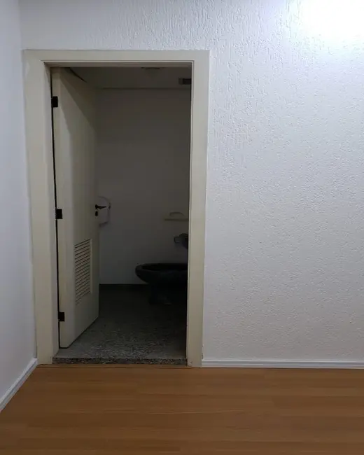 Sala Comercial para alugar, 37m2 em Vila Olímpia, São Paulo - SP - imagem 9 Foto 9 de Sala Comercial para alugar, 37m2 em Vila Olímpia, São Paulo - SP