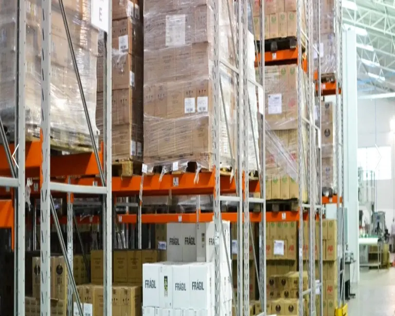 Armazém / Galpão à venda, 5081m2 em Cajamar - SP - imagem 9 Foto 9 de Armazém / Galpão à venda, 5081m2 em Cajamar - SP