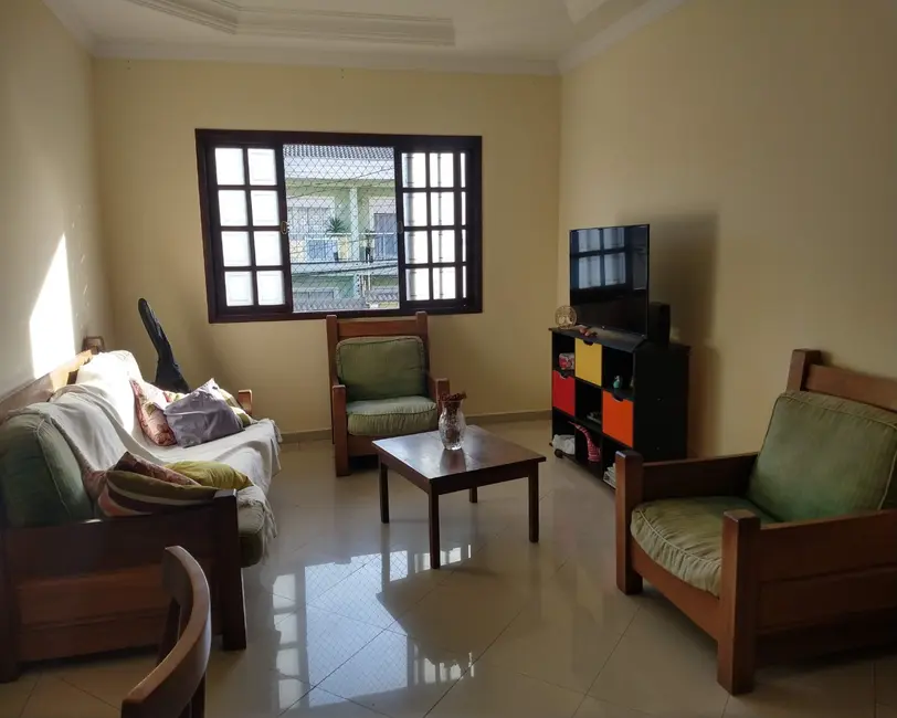 Casa com 3 quartos à venda, 180m2 em Jardim das Flores, Osasco - SP - imagem 5 Foto 5 de Casa com 3 quartos à venda, 180m2 em Jardim das Flores, Osasco - SP