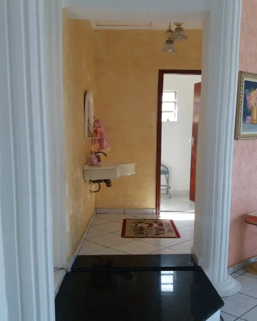 Foto 5 de Casa de Condomínio com 3 quartos à venda, 210m2 em Parque Nova Jandira, Jandira - SP