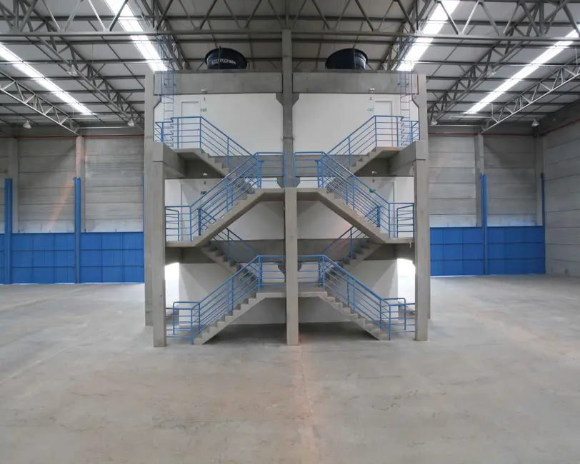 Foto 3 de Armazém / Galpão para alugar, 2653m2 em Laranja Azeda, Aruja - SP