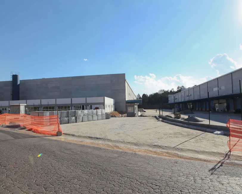Foto 8 de Armazém / Galpão para alugar, 2653m2 em Laranja Azeda, Aruja - SP